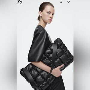 COS PILLOW QUILTED CLUTCH - BROWN (oversize)